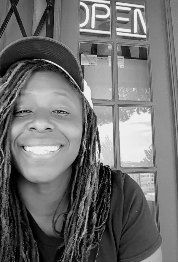 SAVAGE BEE-CHES founder Kemi Pavlocak