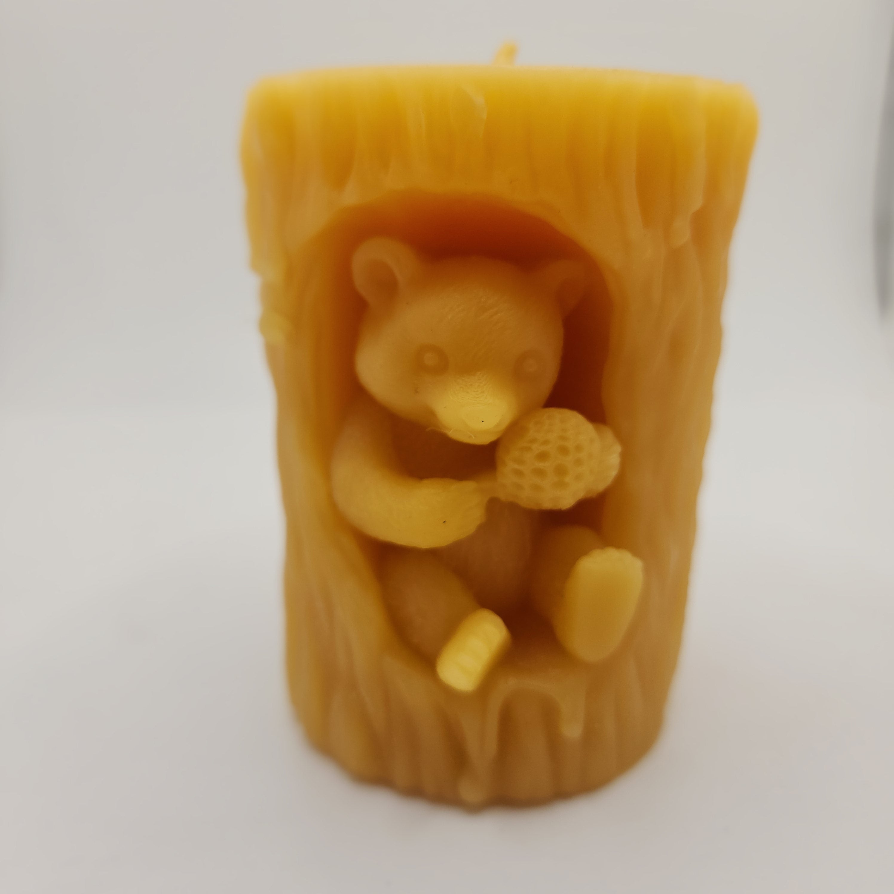 The Bears Have Arrived – Bear & Honey Beeswax Candle Set