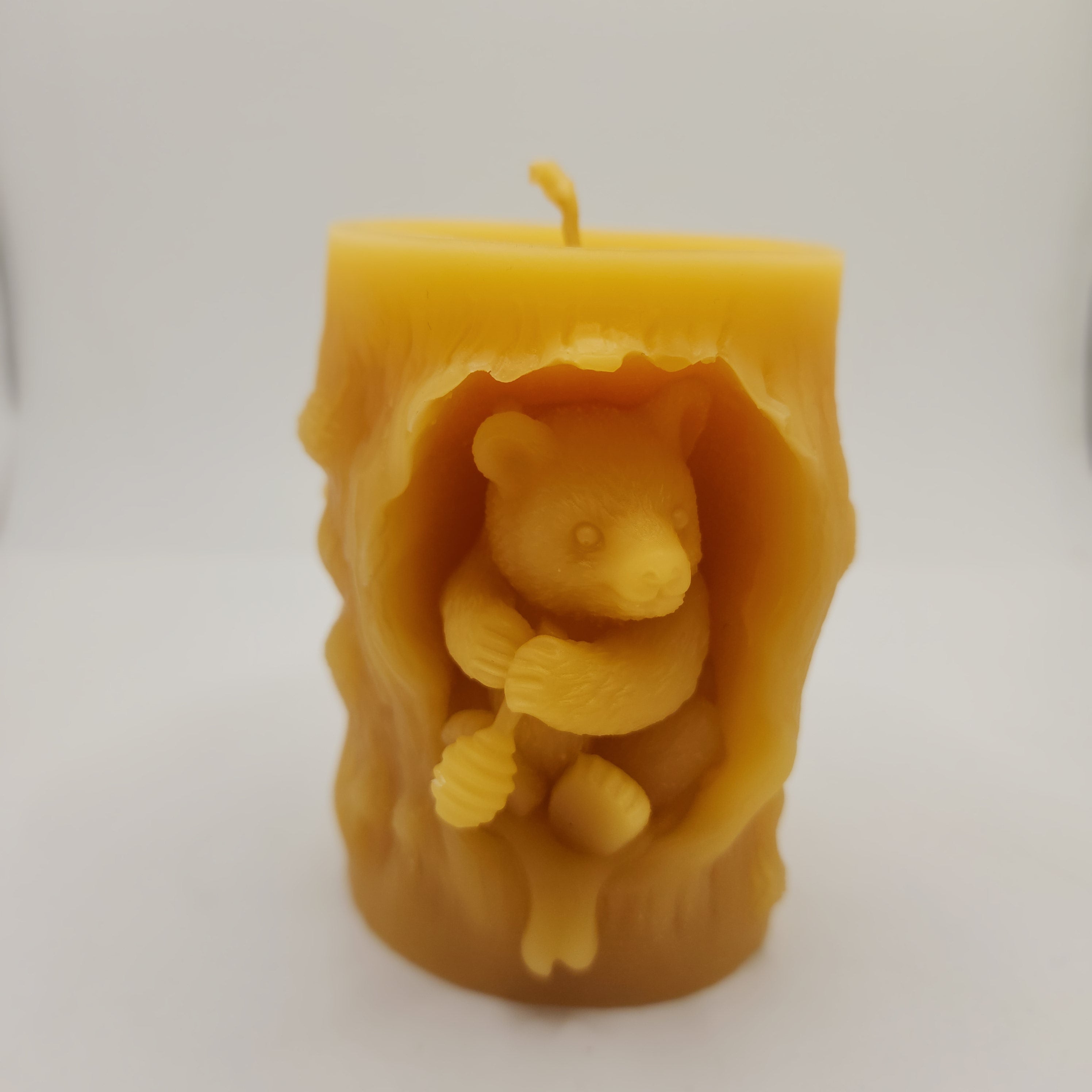 The Bears Have Arrived – Bear & Honey Beeswax Candle Set
