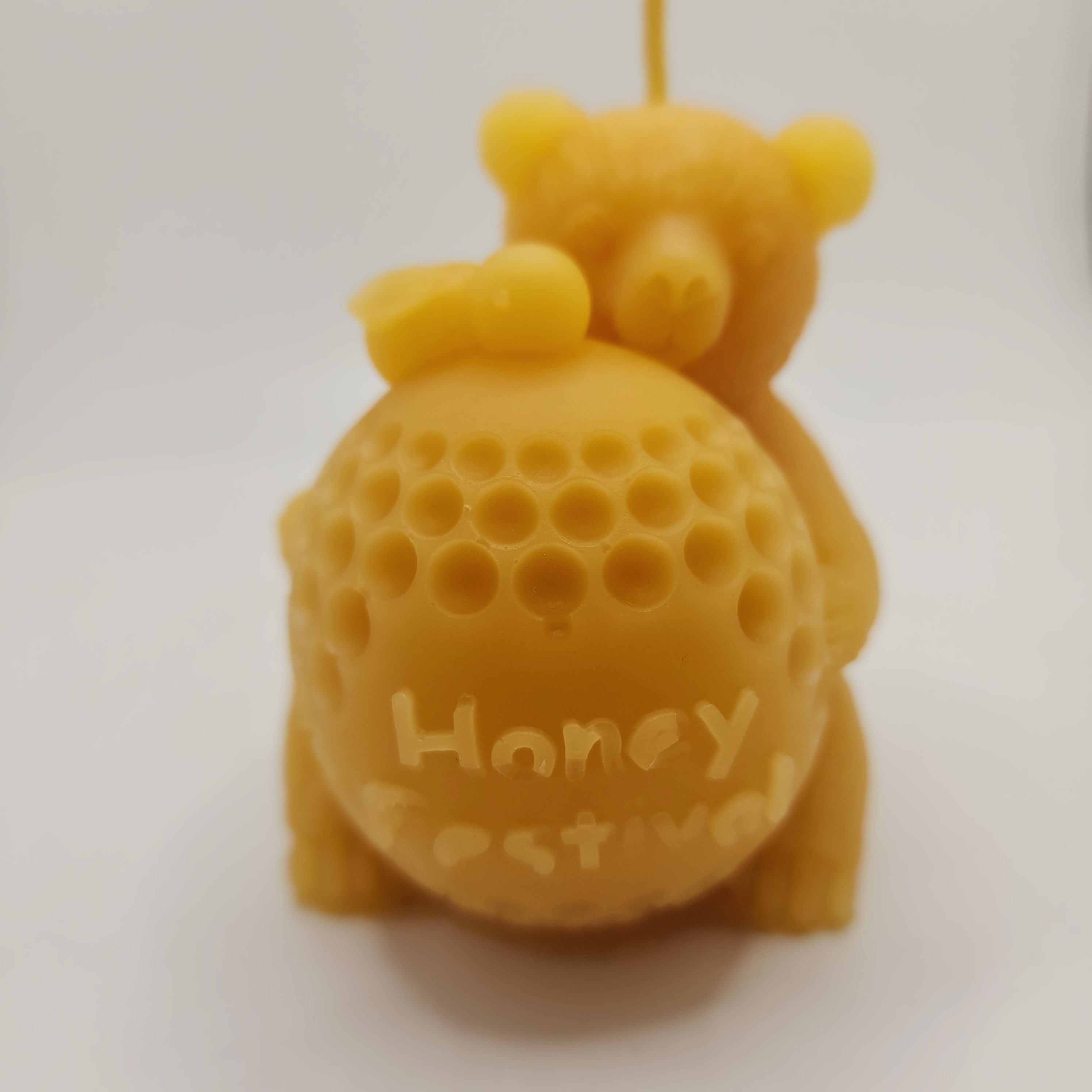 The Bears Have Arrived – Bear & Honey Beeswax Candle Set